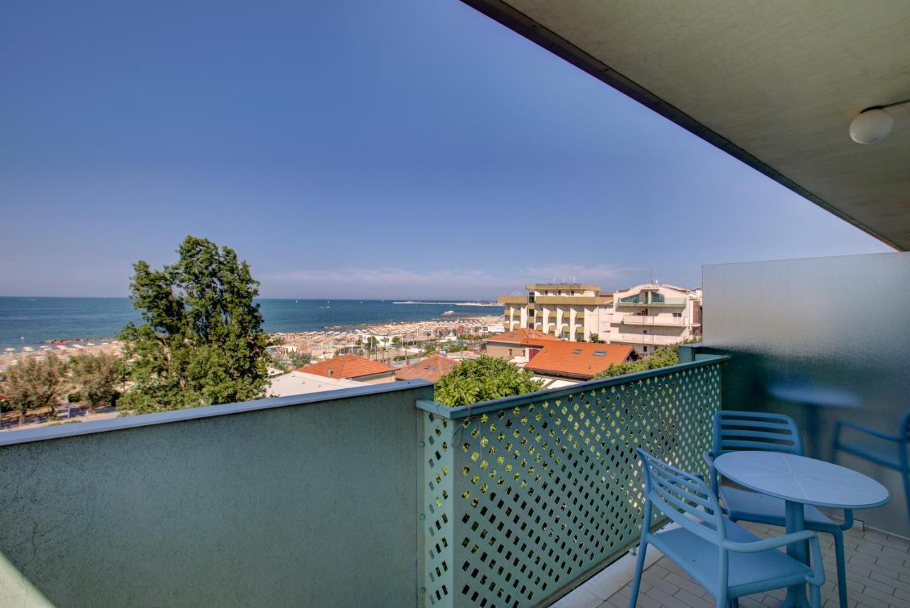 Hotel Ivano Rimini Exterior foto